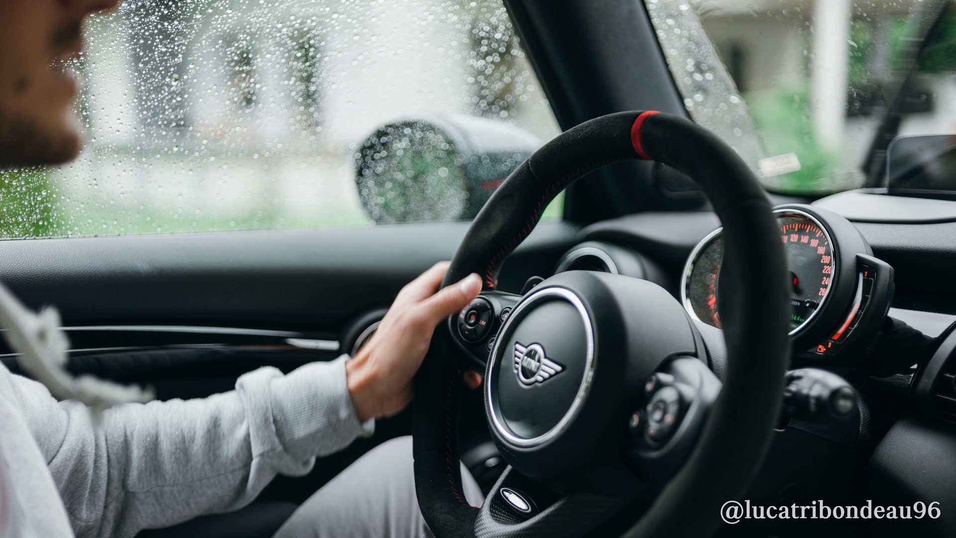 MINI John Cooper Works – volante – carbonio